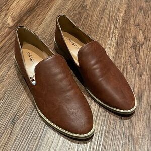 NWT - Indigo Rd Loafers